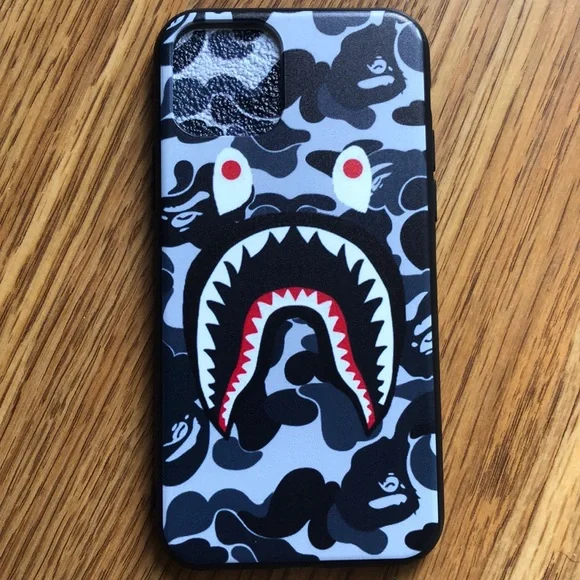 iPhoneケース A BATHING APE - BAPE X OVO 1ST CAMO I PHONE 11 PRO CASE BAPE X OVO IPHONE 11 PRO CASE - AUTHENTIC -NEW WITH TAGS
